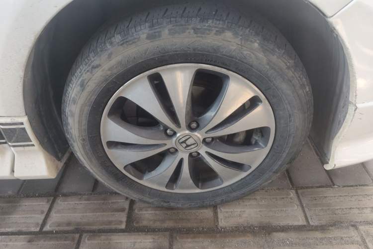 Used Honda Elysion 2015 2.4L VTi-S Prestige Edition Right Front Wheel Hub