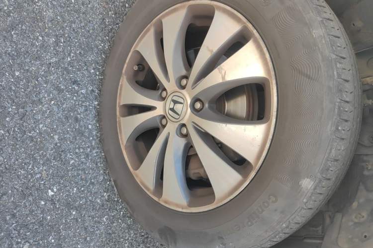 Used Honda Elysion 2015 2.4L VTi-S Prestige Edition Right Front Wheel Hub
