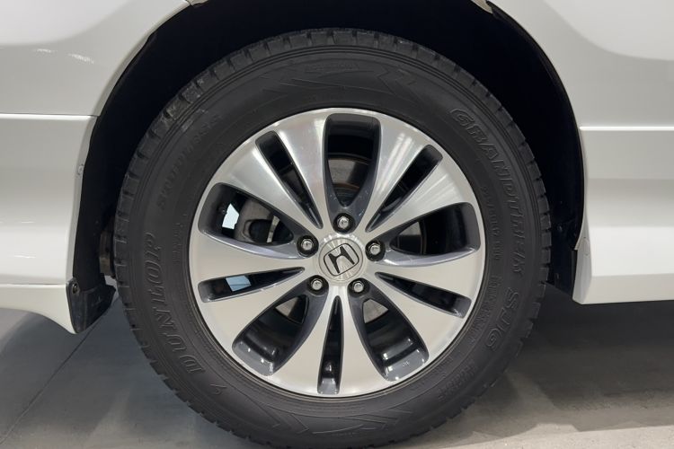 Used Honda Elysion 2015 2.4L VTi-S Prestige Edition Right Rear Wheel Hub