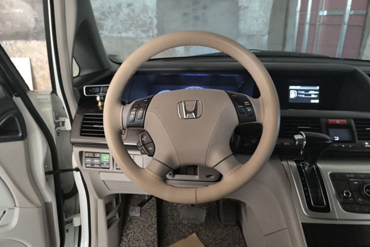 Used Honda Elysion 2015 2.4L VTi-S Prestige Edition Steering Wheel