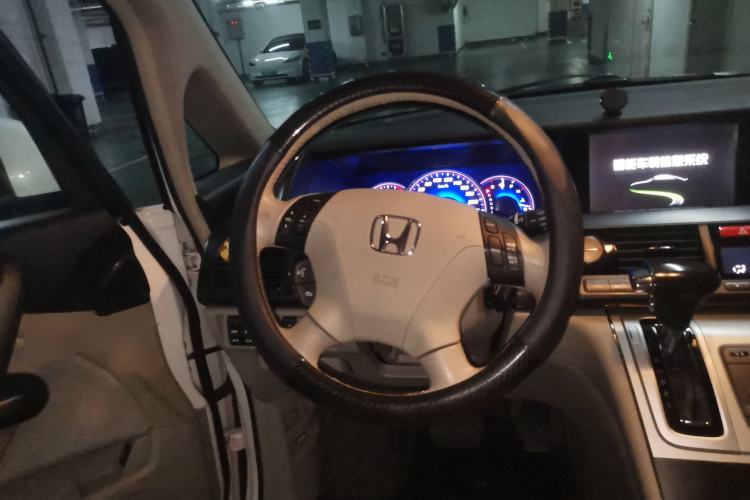 Used Honda Elysion 2015 2.4L VTi-S Prestige Edition Steering Wheel