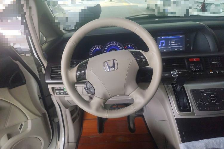 Used Honda Elysion 2015 2.4L VTi-S Prestige Edition Steering Wheel