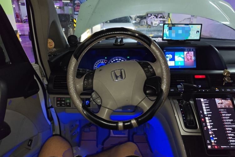 Used Honda Elysion 2015 2.4L VTi-S Prestige Edition Steering Wheel