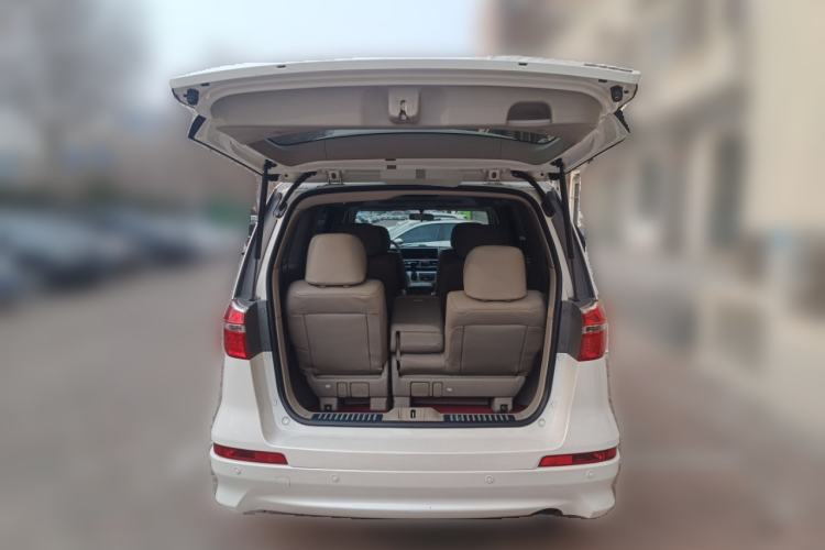 Used Honda Elysion 2015 2.4L VTi-S Prestige Edition Trunk