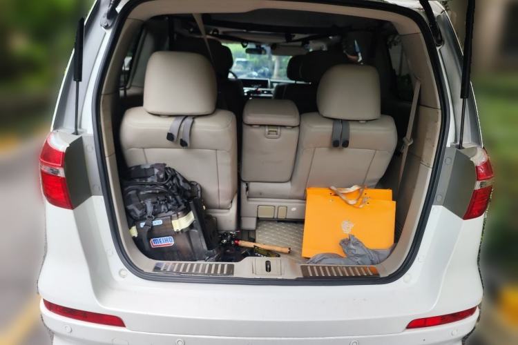 Used Honda Elysion 2015 2.4L VTi-S Prestige Edition Trunk