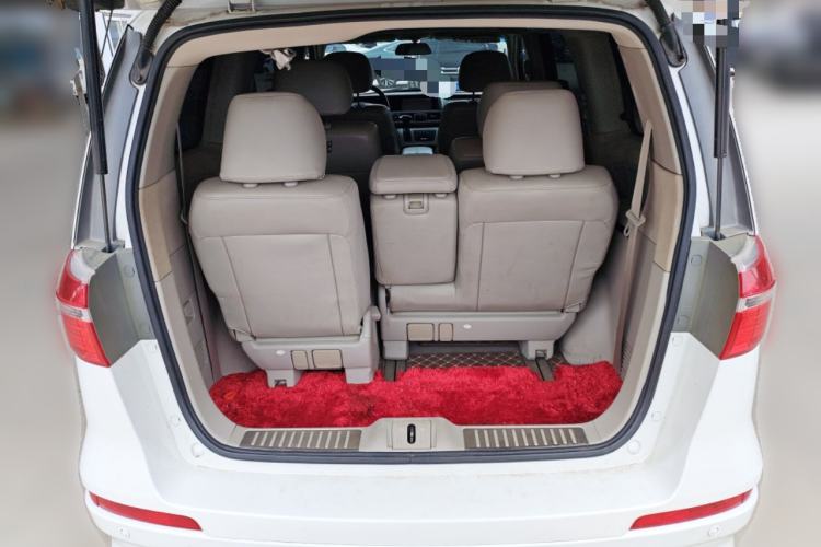 Used Honda Elysion 2015 2.4L VTi-S Prestige Edition Trunk