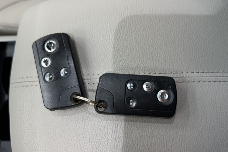 Used Honda Elysion 2015 2.4L VTi-S Prestige Edition Vehicle Key