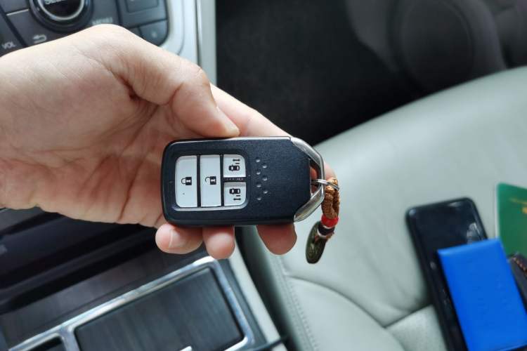 Used Honda Elysion 2015 2.4L VTi-S Prestige Edition Vehicle Key