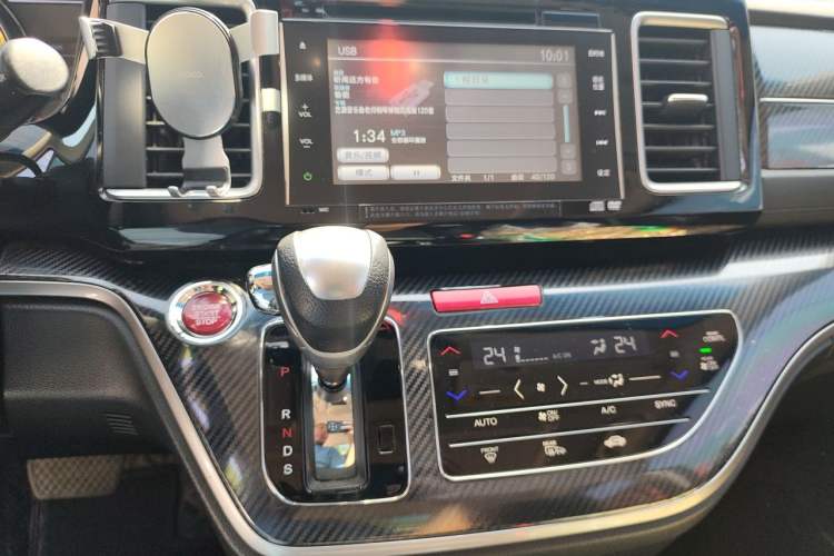 Used Honda Elysion 2016 2.4L Supreme Edition Audio And AC Panel