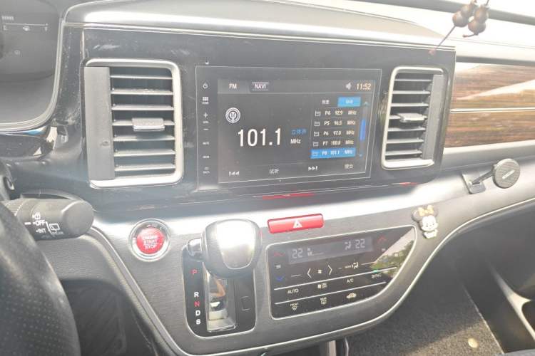 Used Honda Elysion 2016 2.4L Comfort Edition Audio And AC Panel