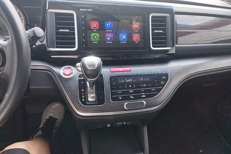 Used Honda Elysion 2016 2.4L Luxury Edition Audio And AC Panel