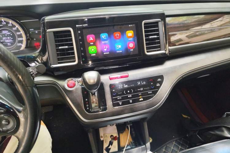 Used Honda Elysion 2016 2.4L Style Edition Audio And AC Panel