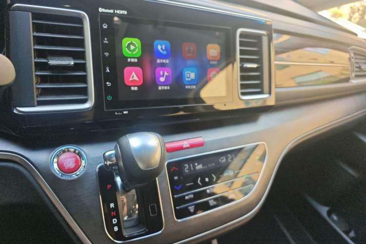 Used Honda Elysion 2016 2.4L Luxury Edition Audio And AC Panel