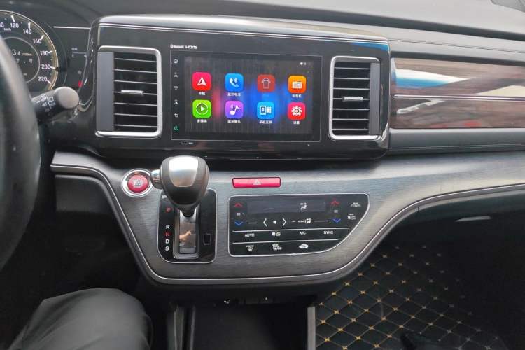 Used Honda Elysion 2016 2.4L Luxury Edition Audio And AC Panel