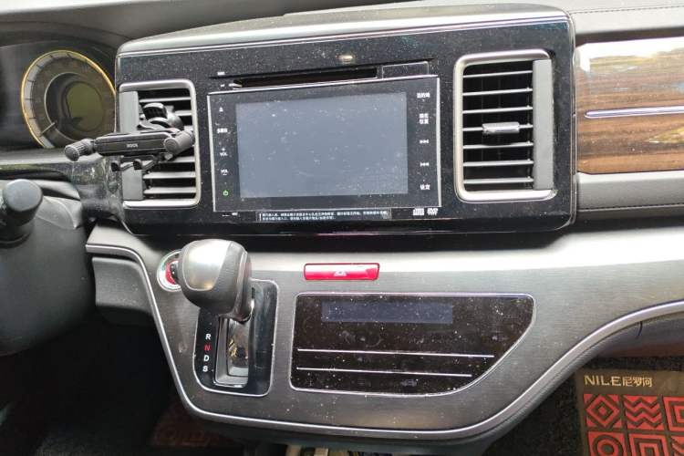 Used Honda Elysion 2016 2.4L Supreme Edition Audio And AC Panel