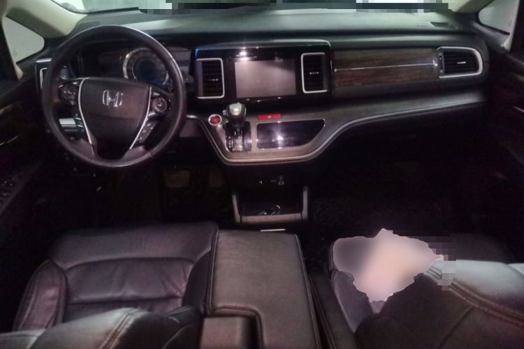 Used Honda Elysion 2016 2.4L Luxury Edition Center Console