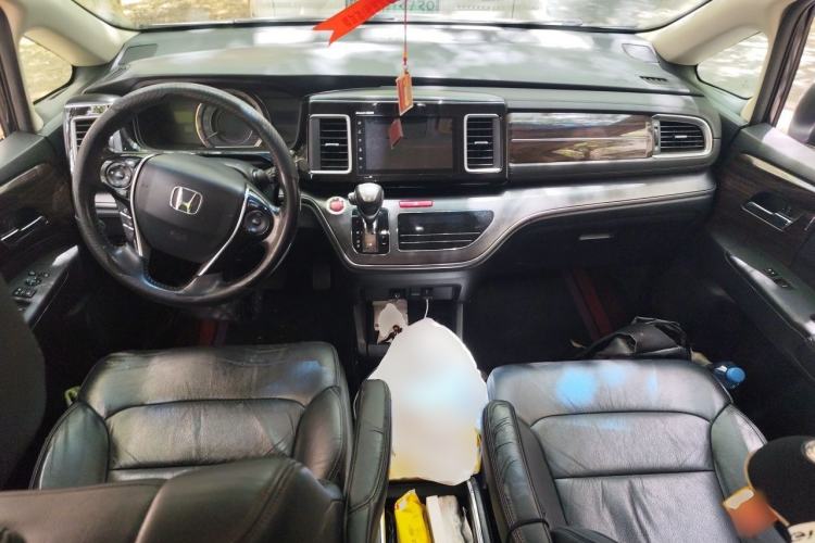 Used Honda Elysion 2016 2.4L Style Edition Center Console