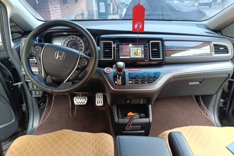 Used Honda Elysion 2016 2.4L Supreme Edition Center Console