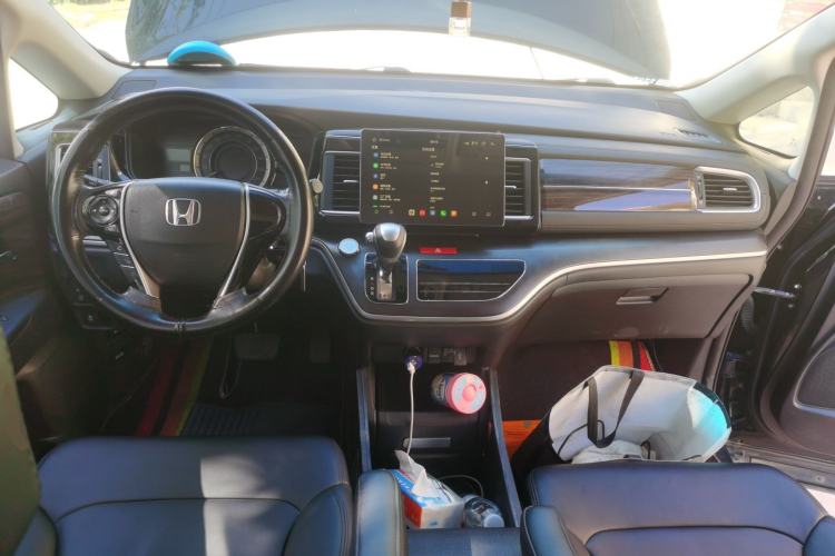 Used Honda Elysion 2016 2.4L Classic Edition Center Console