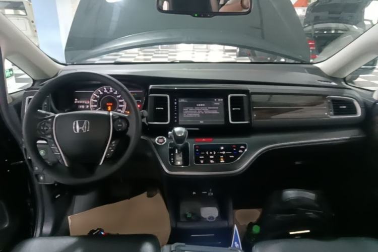 Used Honda Elysion 2016 2.4L Luxury Edition Center Console