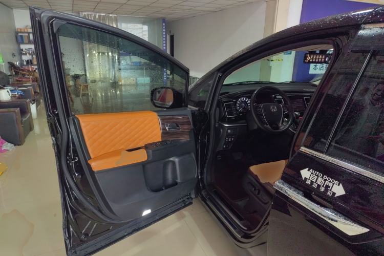 Used Honda Elysion 2016 2.4L Style Edition Driver Seat
