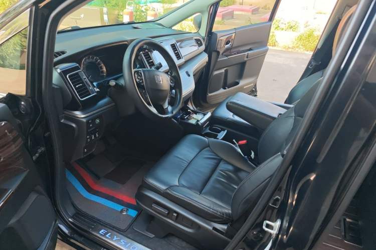Used Honda Elysion 2016 2.4L Luxury Edition Driver Seat