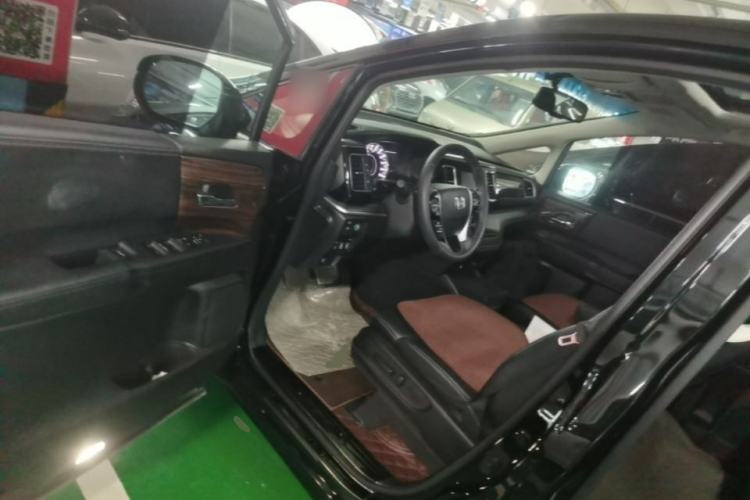 Used Honda Elysion 2016 2.4L Luxury Edition Driver Seat