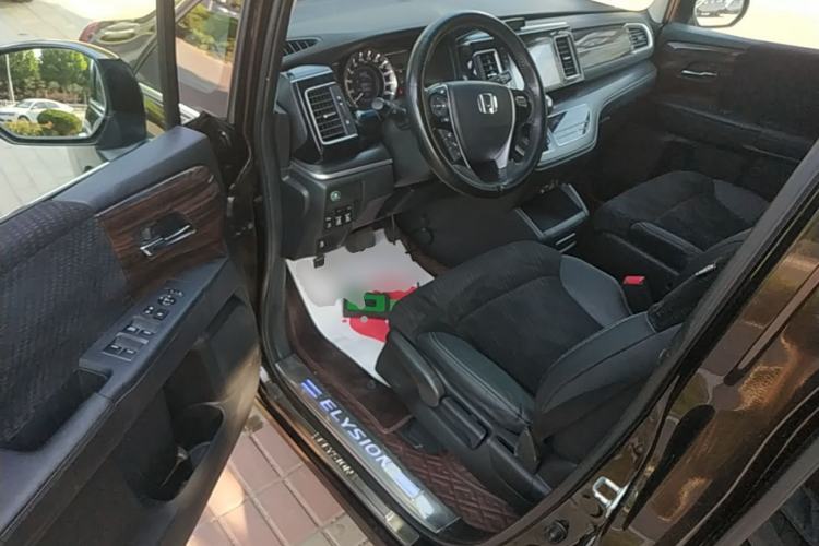 Used Honda Elysion 2016 2.4L Classic Edition Driver Seat