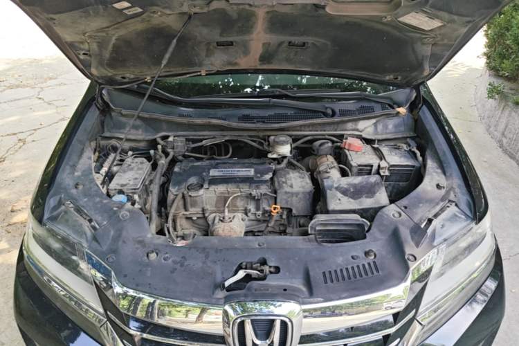 Used Honda Elysion 2016 2.4L Style Edition Engine Bay