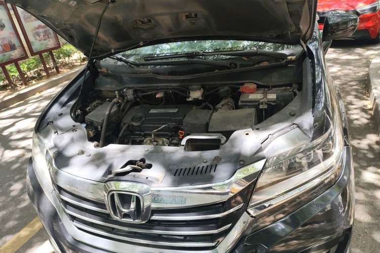 Used Honda Elysion 2016 2.4L Style Edition Engine Bay