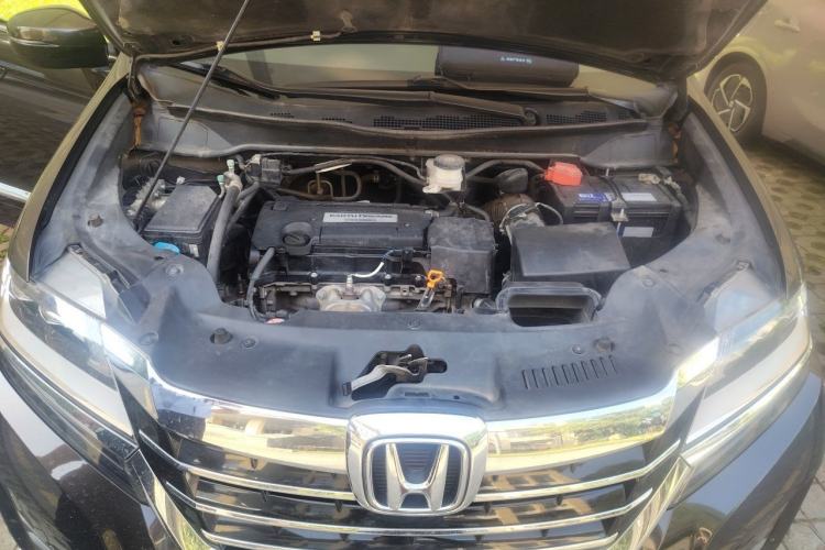 Used Honda Elysion 2016 2.4L Style Edition Engine Bay