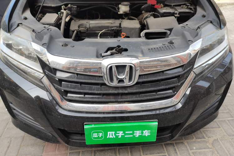 Used Honda Elysion 2016 2.4L Luxury Edition Engine Bay