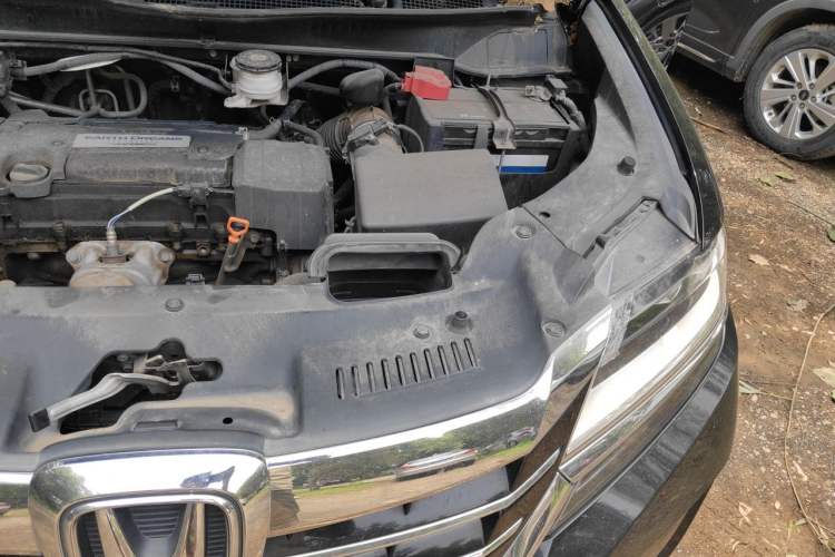 Used Honda Elysion 2016 2.4L Style Edition Engine Bay Left