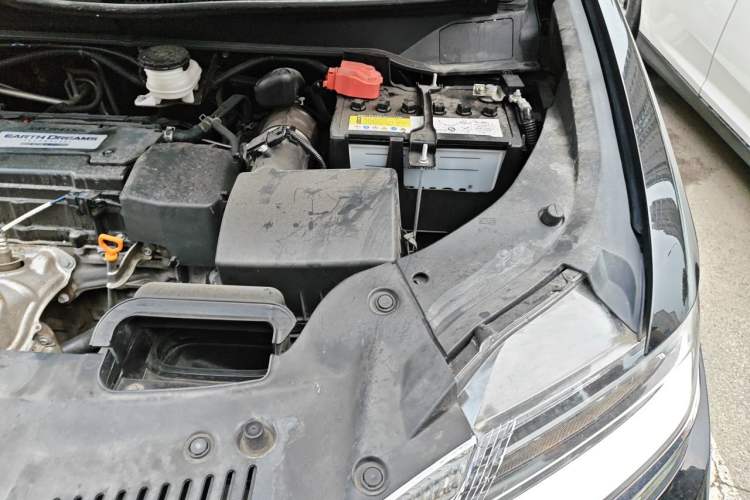 Used Honda Elysion 2016 2.4L Supreme Edition Engine Bay Left