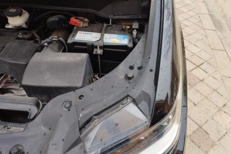 Used Honda Elysion 2016 2.4L Luxury Edition Engine Bay Left