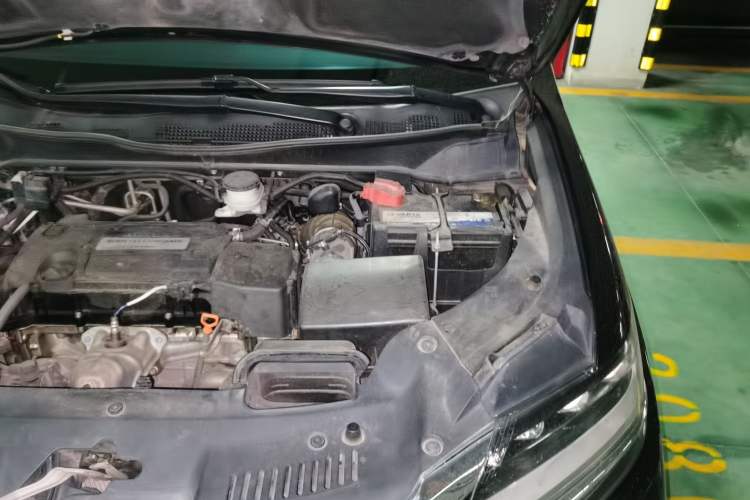 Used Honda Elysion 2016 2.4L Supreme Edition Engine Bay Left