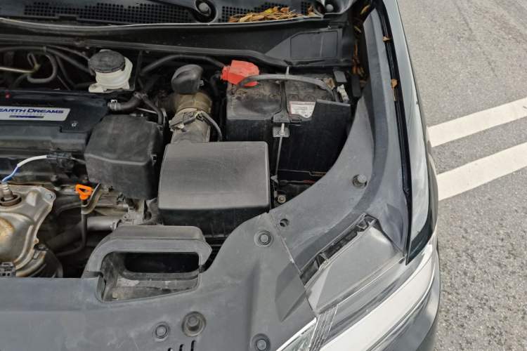 Used Honda Elysion 2016 2.4L Supreme Edition Engine Bay Left