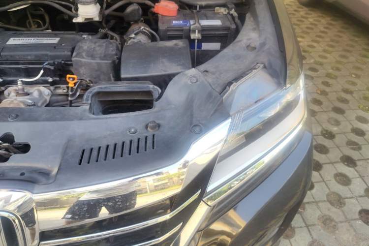 Used Honda Elysion 2016 2.4L Style Edition Engine Bay Left
