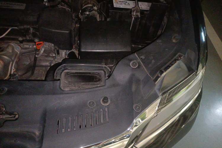 Used Honda Elysion 2016 2.4L Supreme Edition Engine Bay Left