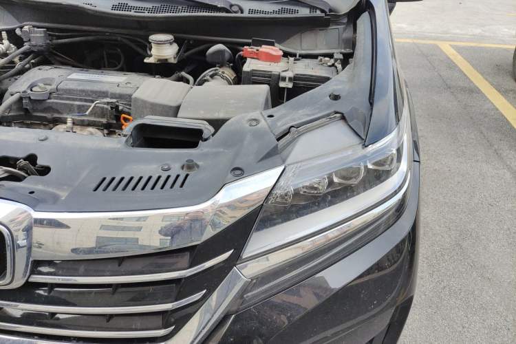 Used Honda Elysion 2016 2.4L Luxury Edition Engine Bay Left