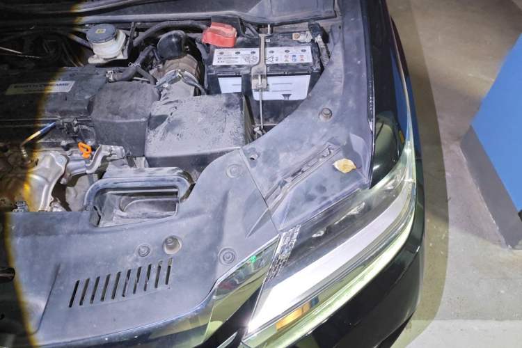 Used Honda Elysion 2016 2.4L Luxury Edition Engine Bay Left