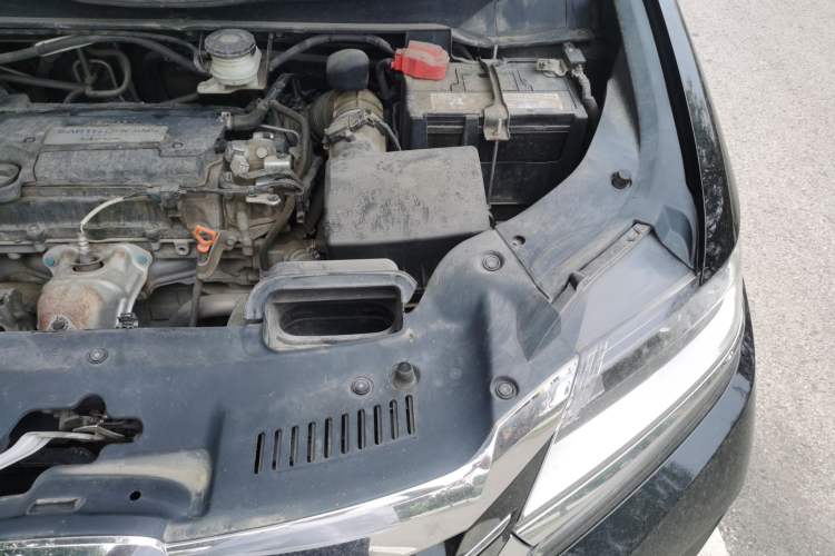 Used Honda Elysion 2016 2.4L Style Edition Engine Bay Left