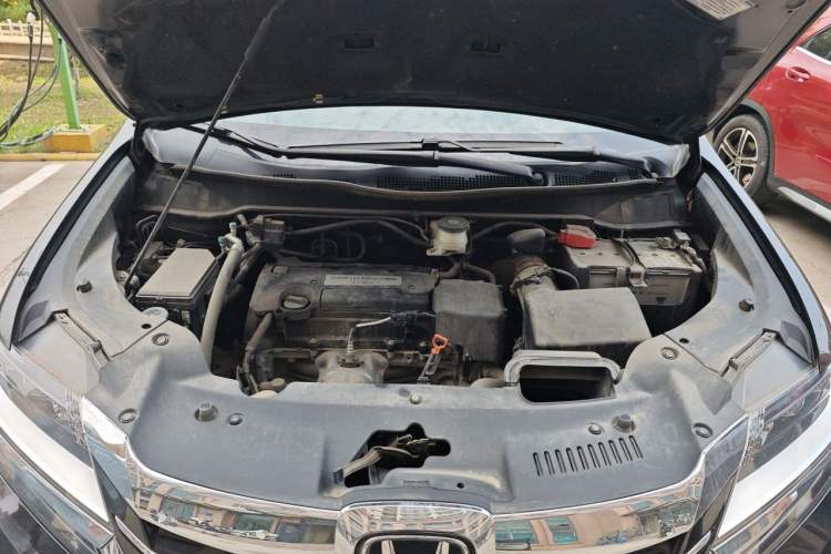 Used Honda Elysion 2016 2.4L Supreme Edition Engine Bay