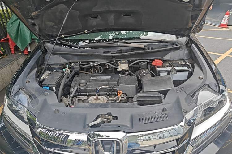 Used Honda Elysion 2016 2.4L Style Edition Engine Bay