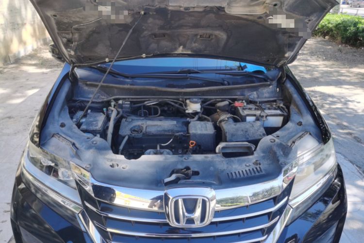 Used Honda Elysion 2016 2.4L Classic Edition Engine Bay