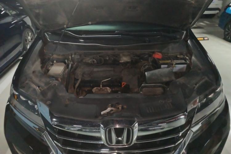 Used Honda Elysion 2016 2.4L Supreme Edition Engine Bay