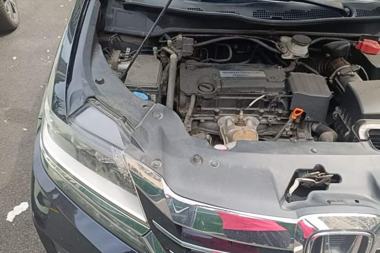 Used Honda Elysion 2016 2.4L Luxury Edition Engine Bay Right