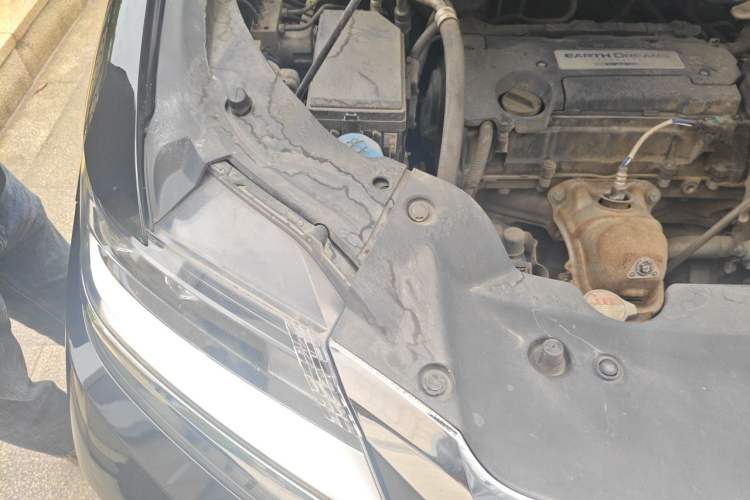Used Honda Elysion 2016 2.4L Comfort Edition Engine Bay Right