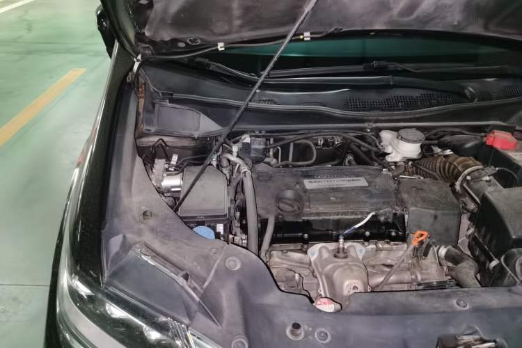 Used Honda Elysion 2016 2.4L Supreme Edition Engine Bay Right