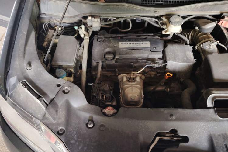 Used Honda Elysion 2016 2.4L Luxury Edition Engine Bay Right